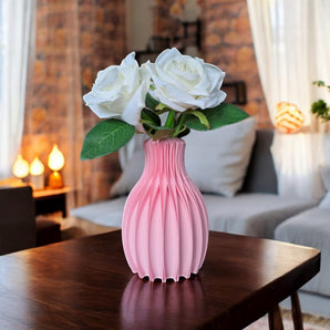 Unieke facetvormige vaas in Sakura Pink