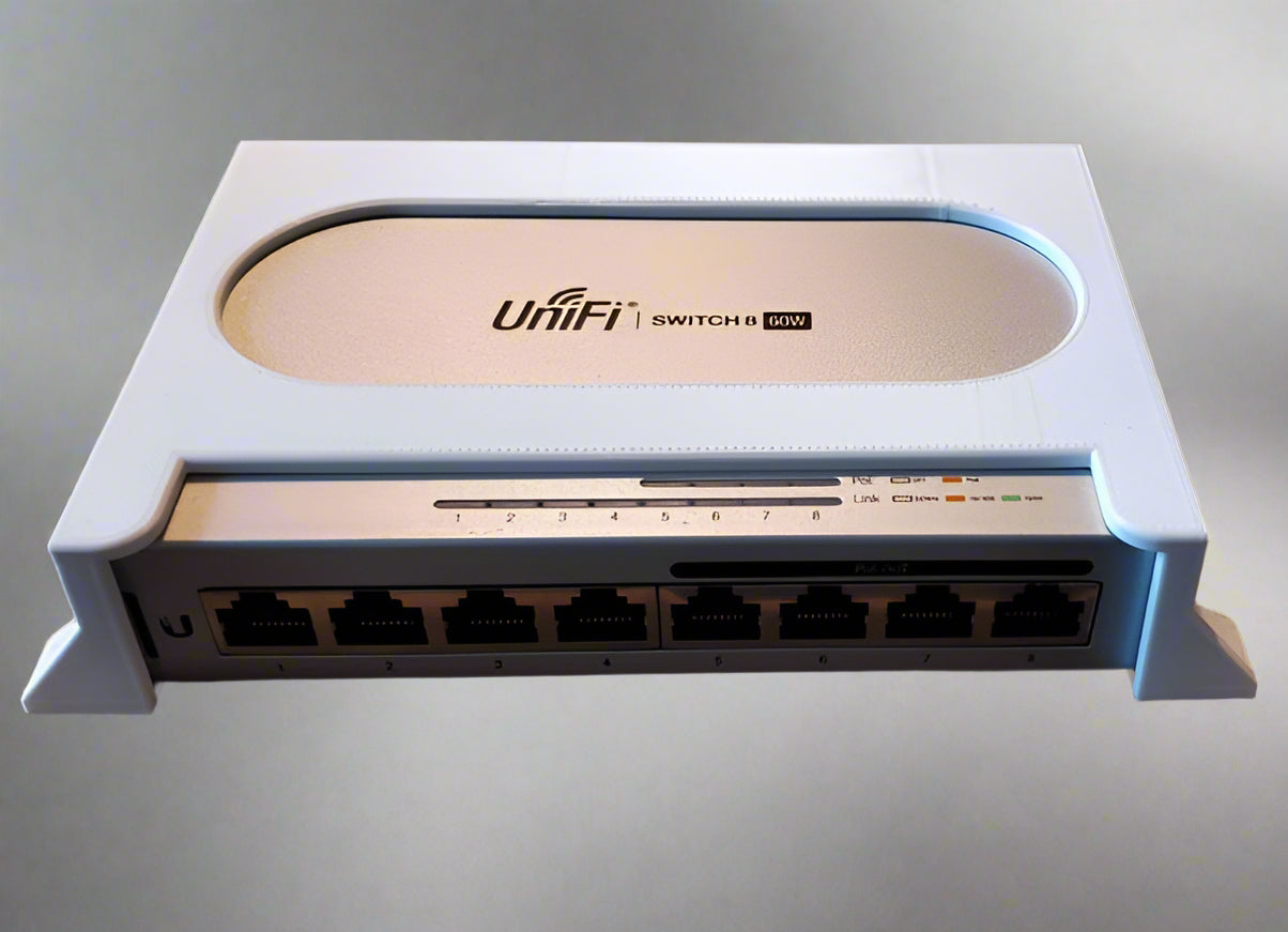 UniFi Switch US-8 / US-8-60W montage
