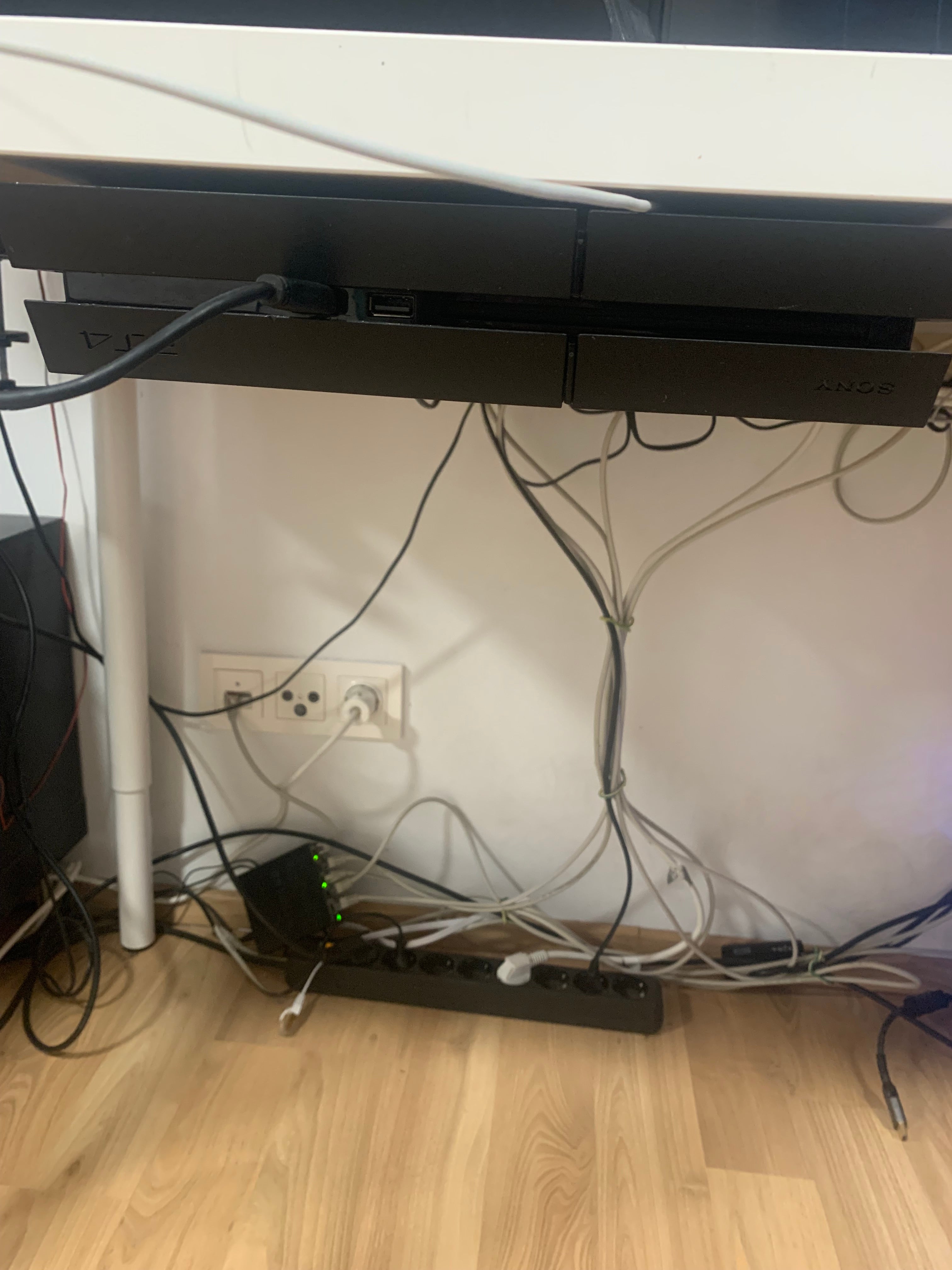 PS4 Onder Bureau Bevestigingssysteem