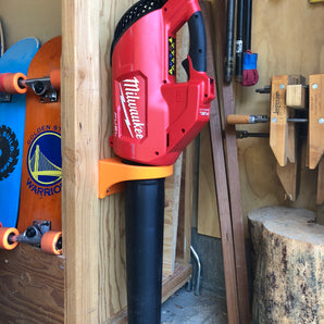 Milwaukee M18 Bladblazer Wandmontage