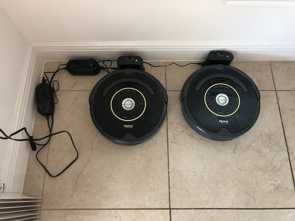 Roomba-dockingstation en kabelbeheersysteem