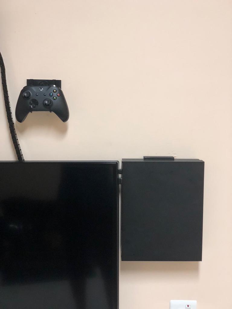 Xbox One X muurmontage