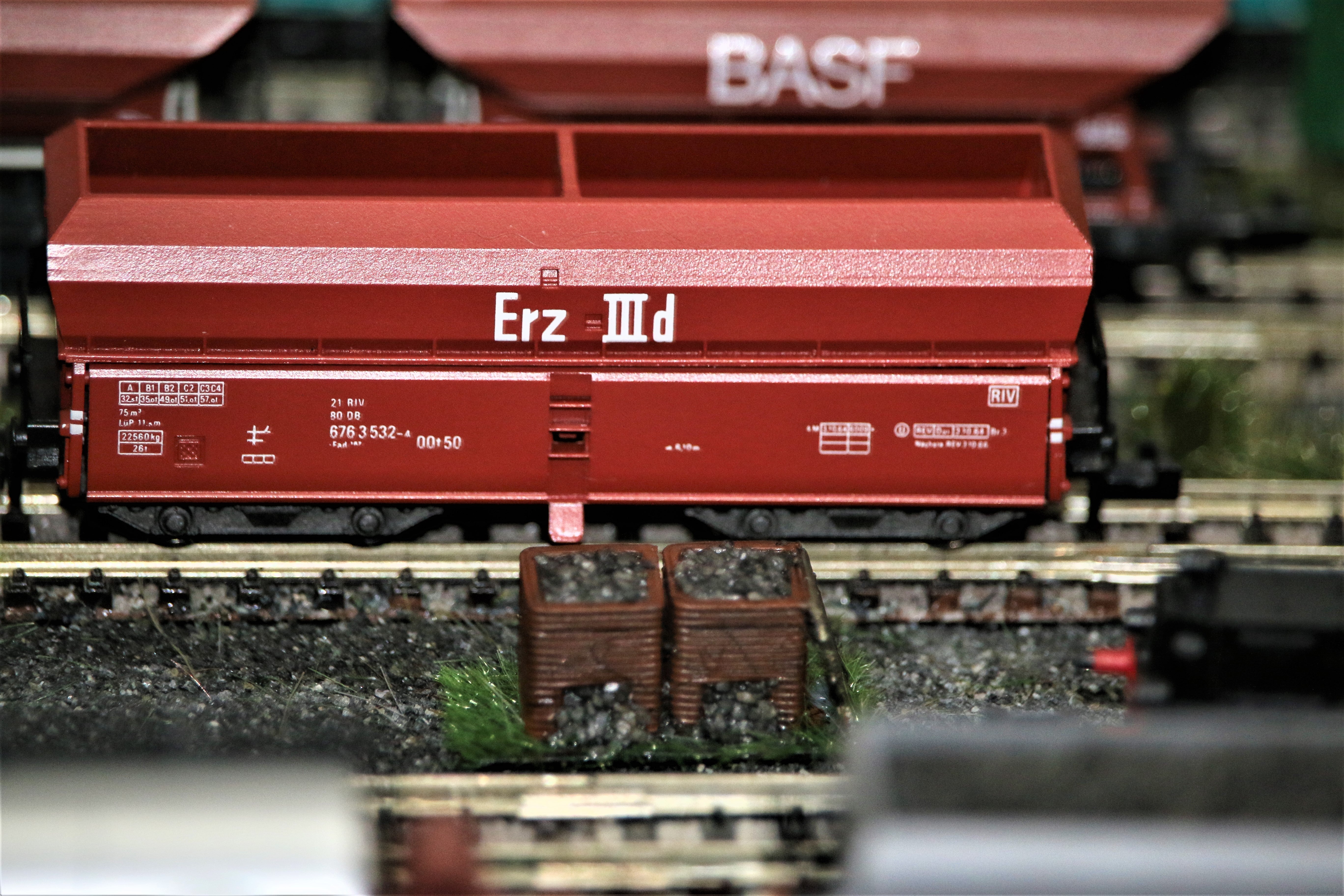 N-schaal Zand- en grindbakken voor modelspoorweg