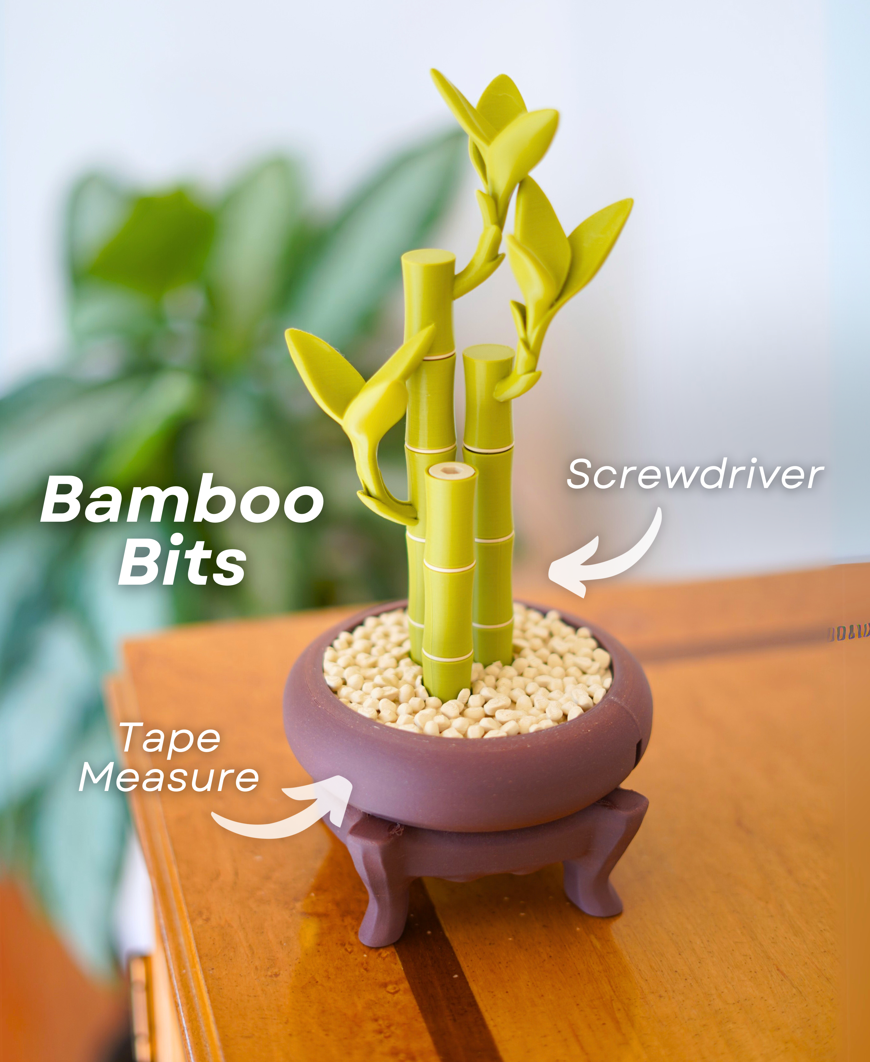 Bamboo Bits: Elegante gereedschapsopslag voor op het bureau