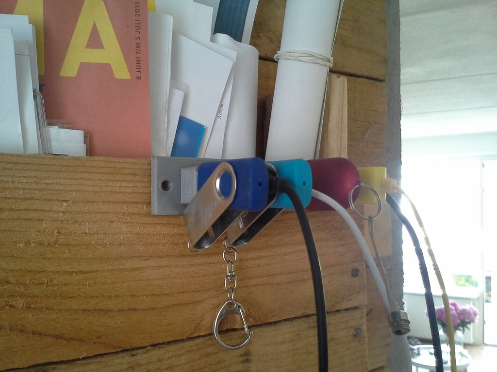 Enkele USB kabelhouders - 9 st.