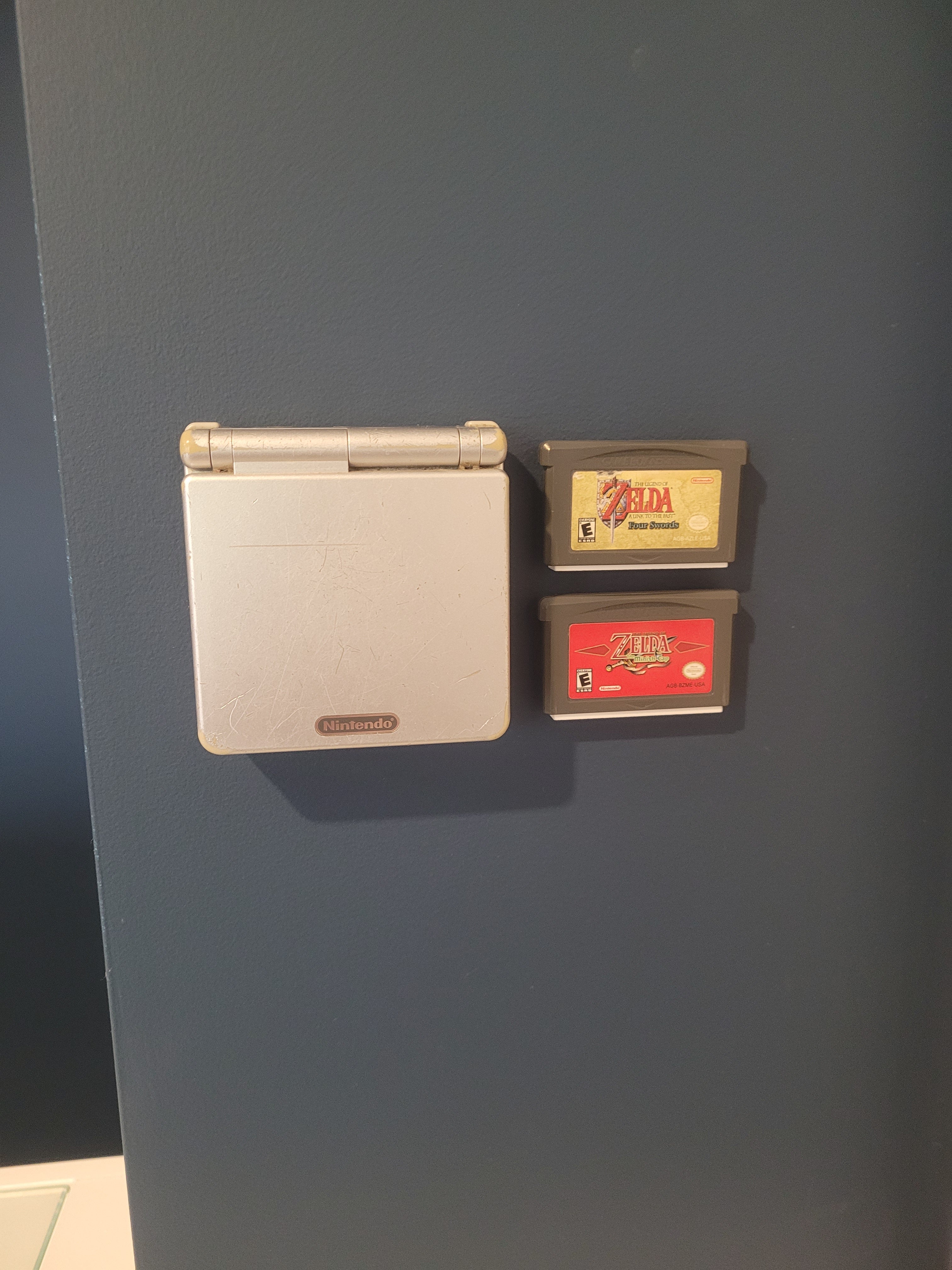Gameboy Advance SP Wandmontagedisplay