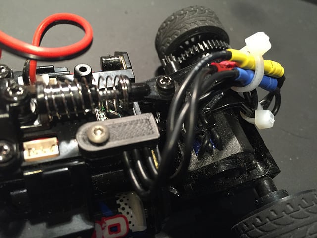 Kyosho Mini-Z MR-03 Kabelklem voor motorbedrading
