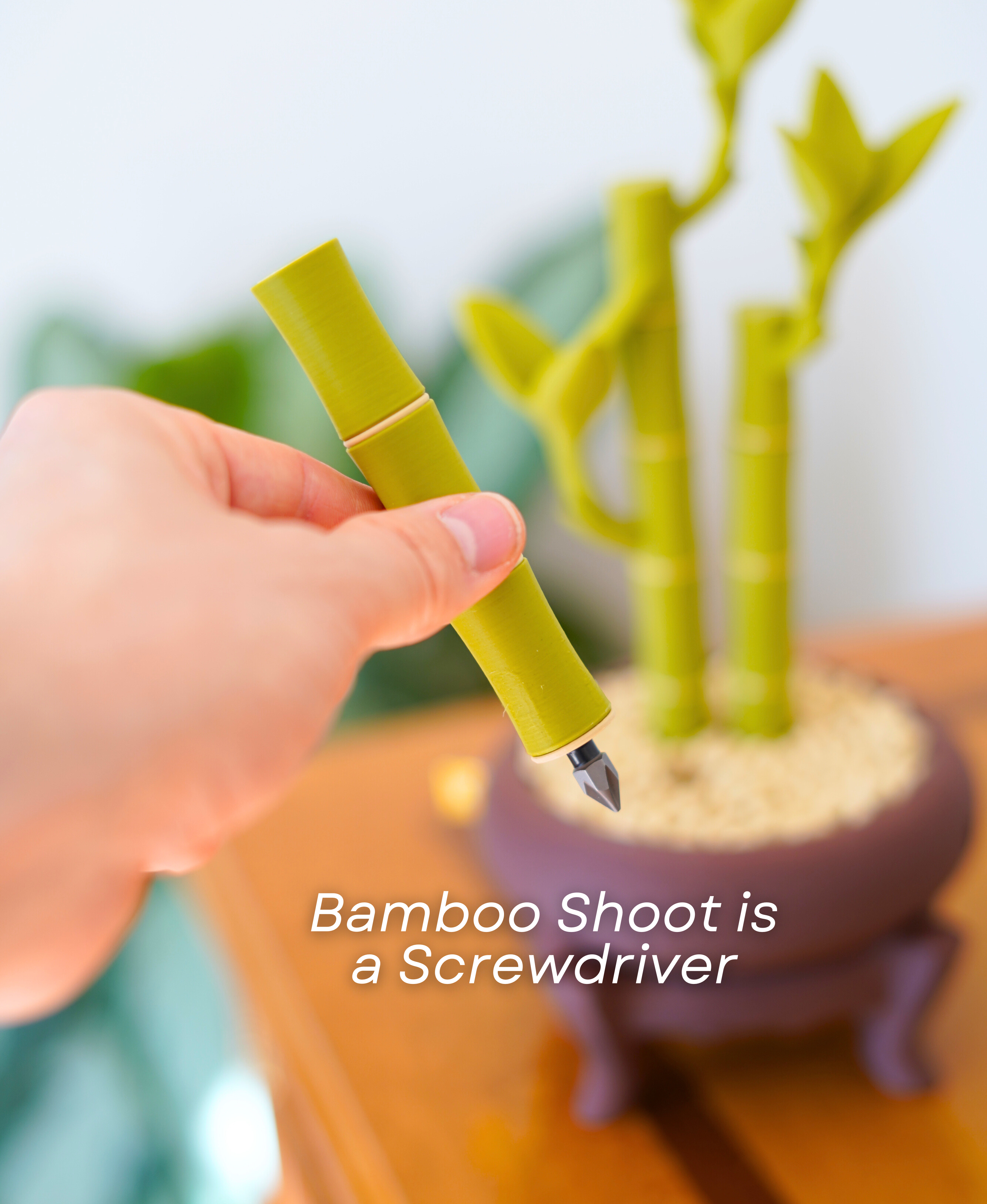 Bamboo Bits: Elegante gereedschapsopslag voor op het bureau