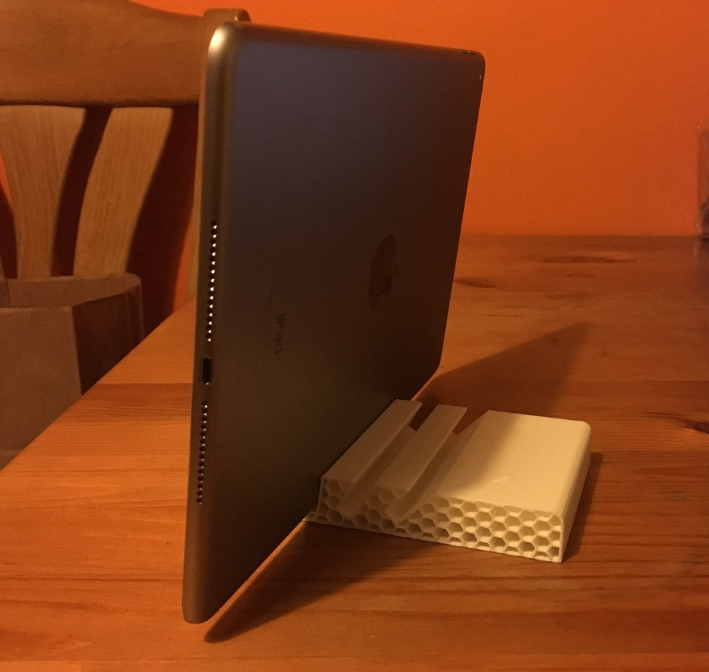 Honingraat iPad Standaard met 3 hoeken