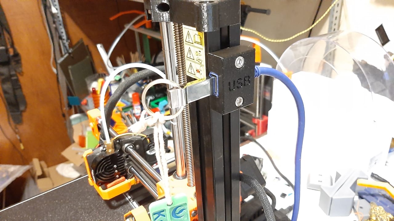USB-kabelhouder voor Original Prusa Mini 3030 Extrusie