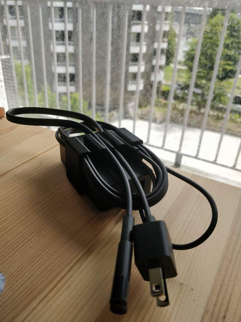 Surface Pro 6 - Kabelhouder voor Voedingskabel