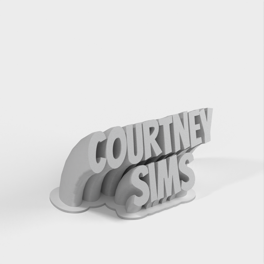 Courtney Sims naambadge op maat