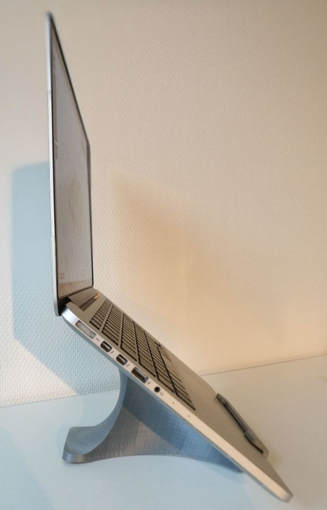 Elegante MacBook Pro-standaard voor 13" en 15" modellen