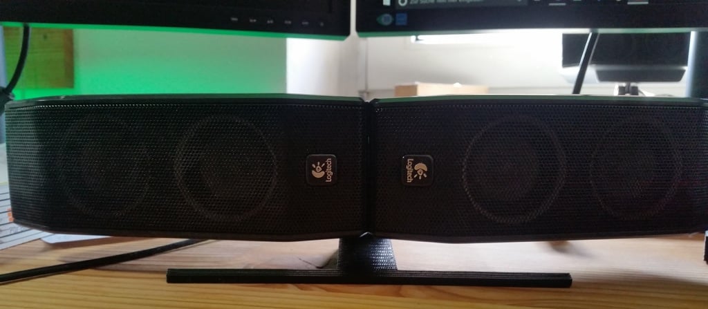 Logitech X-540 5.1 Luidsprekerhouder voor horizontale multi-screenopstelling