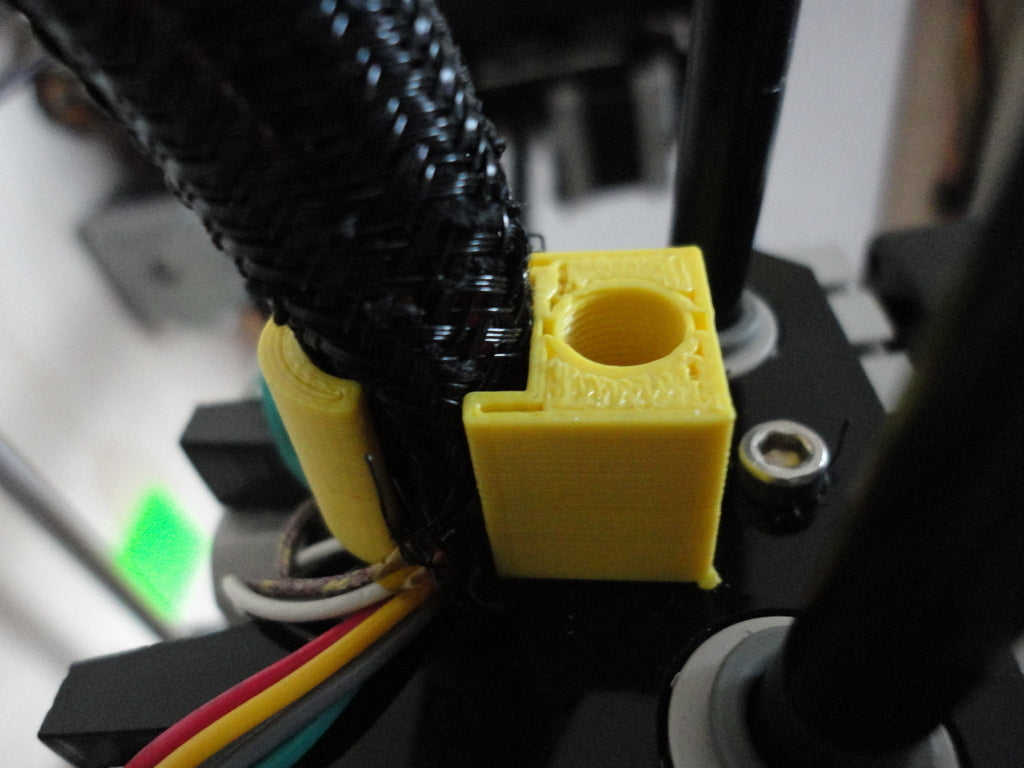 Spanningsontlasting Upgrade voor Replicator Extruder Kabelbundel