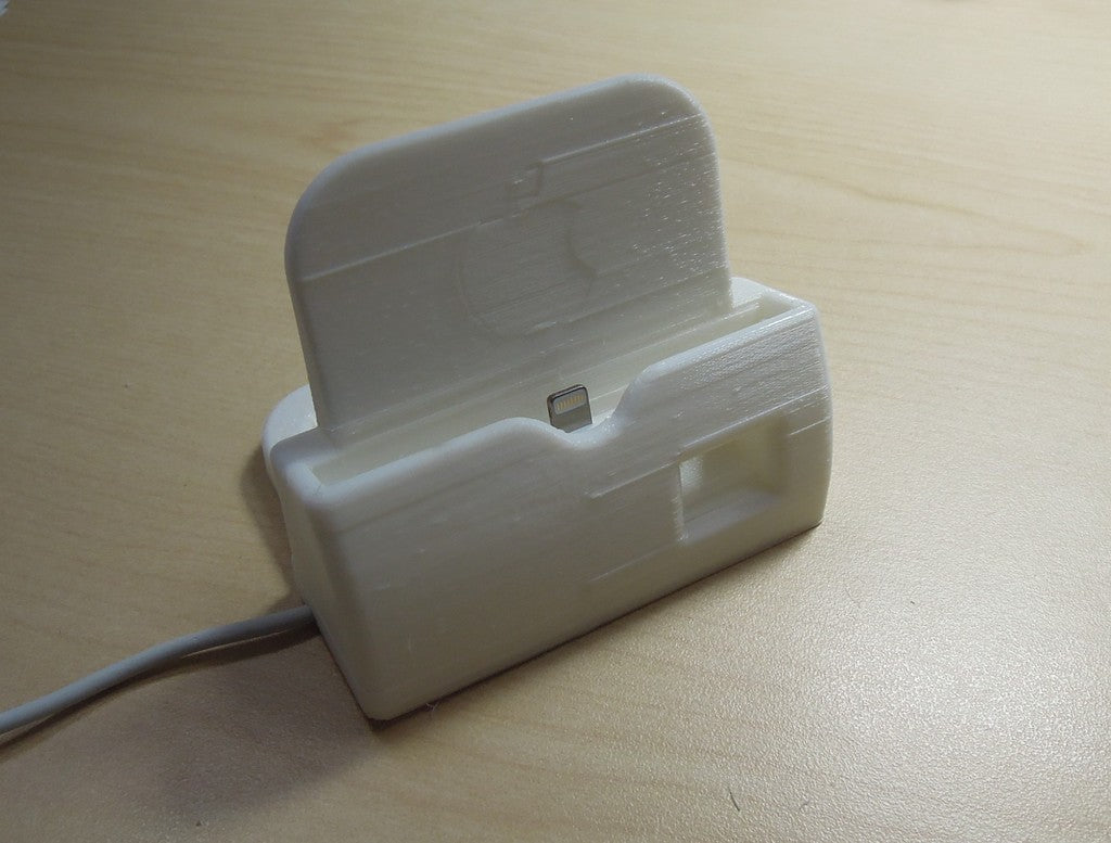 iPhone6 en 6 Plus oplaaddock met luidsprekerhoorn en verstelbare kabelgeleiding