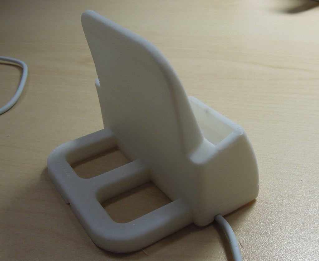 iPhone6 en 6 Plus oplaaddock met luidsprekerhoorn en verstelbare kabelgeleiding