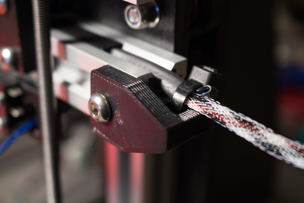 Kabelbeheer voor V-Slot Printers (MakerFarm i3v)