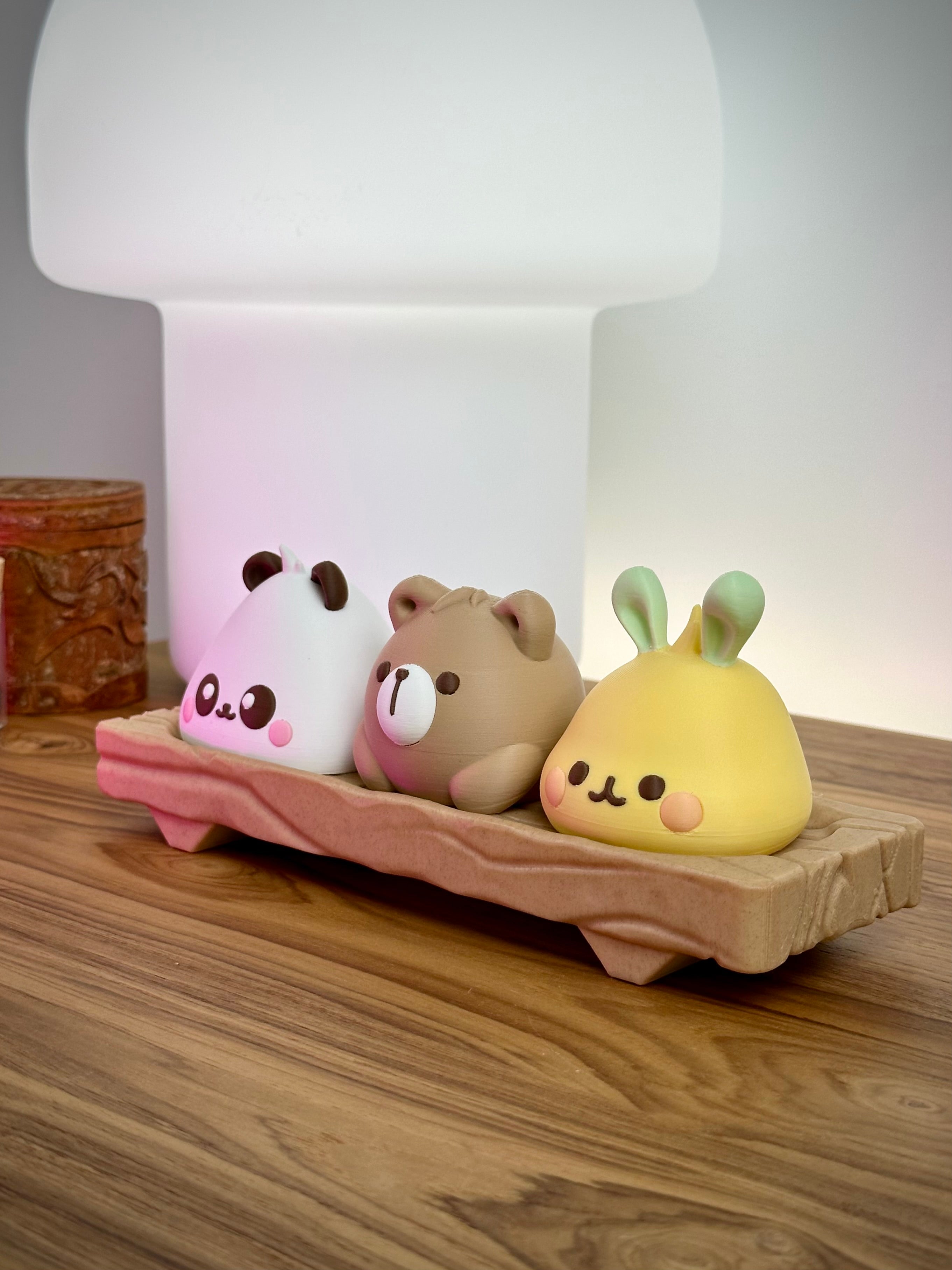 Kawaii Dierlijke Bao Figuren op Houten Blok
