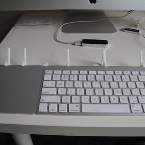Enkele standaard voor iPhone en iPad met integratie voor Apple draadloos toetsenbord en trackpad
