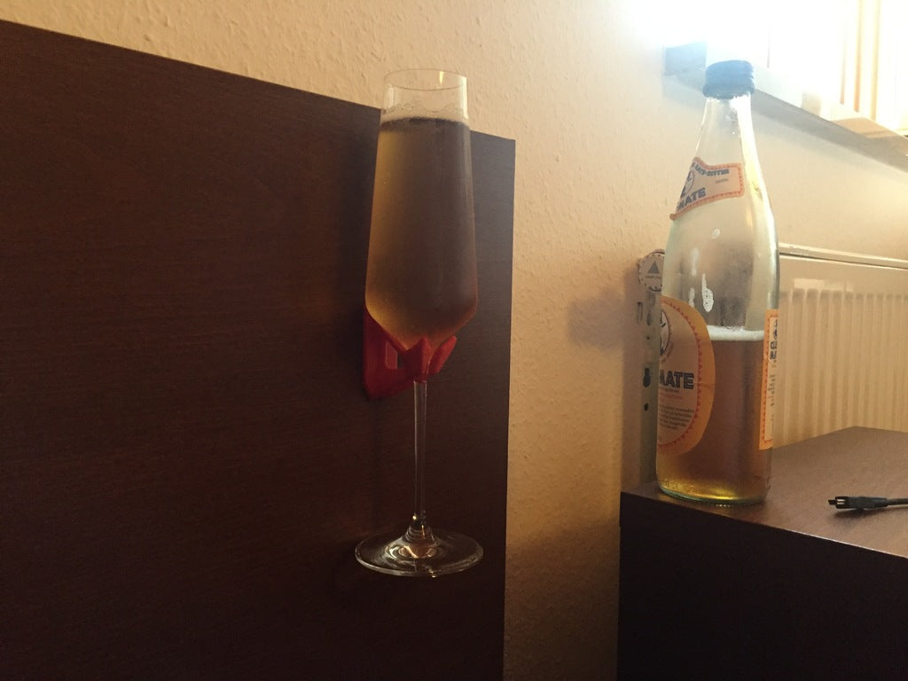 Elegante Champagneglashouder voor Wandmontage