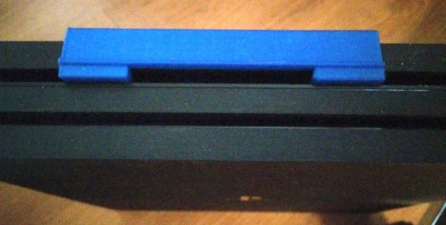 Playstation PS4 Pro Wandbeugel