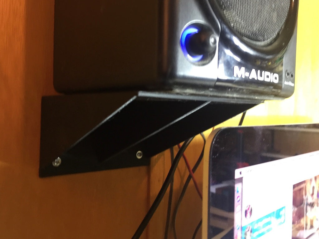 Wandmontagebeugel voor M-Audio AV-40 luidsprekers