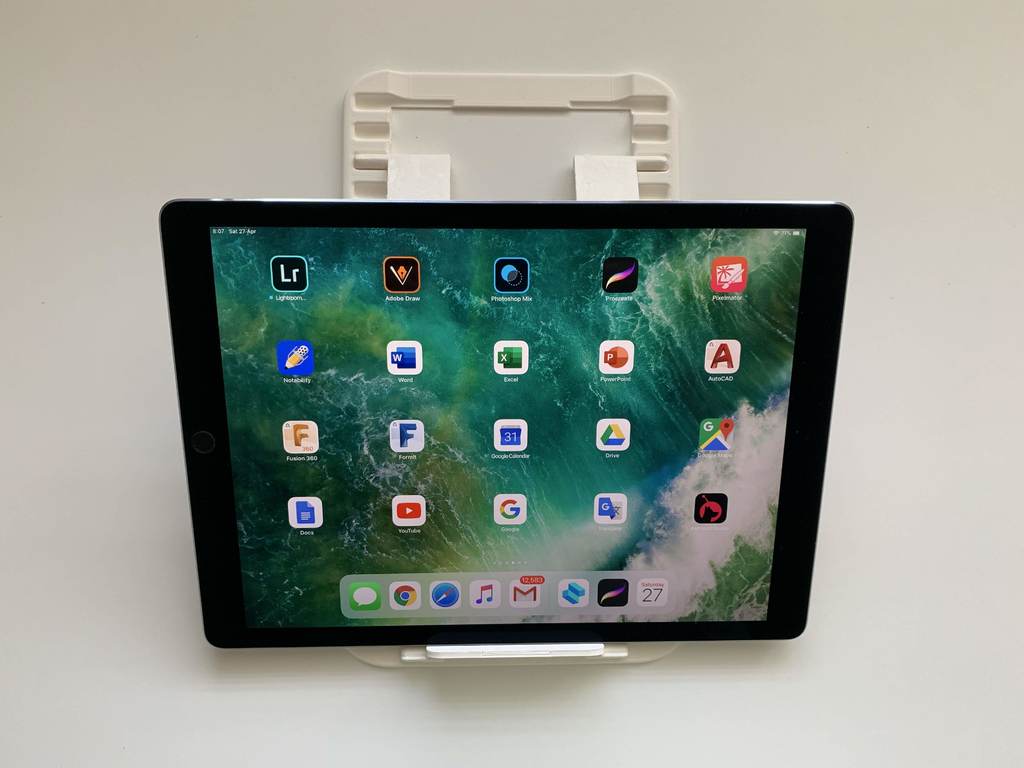 Verstelbare iPad-standaard (uitgebreide remix)
