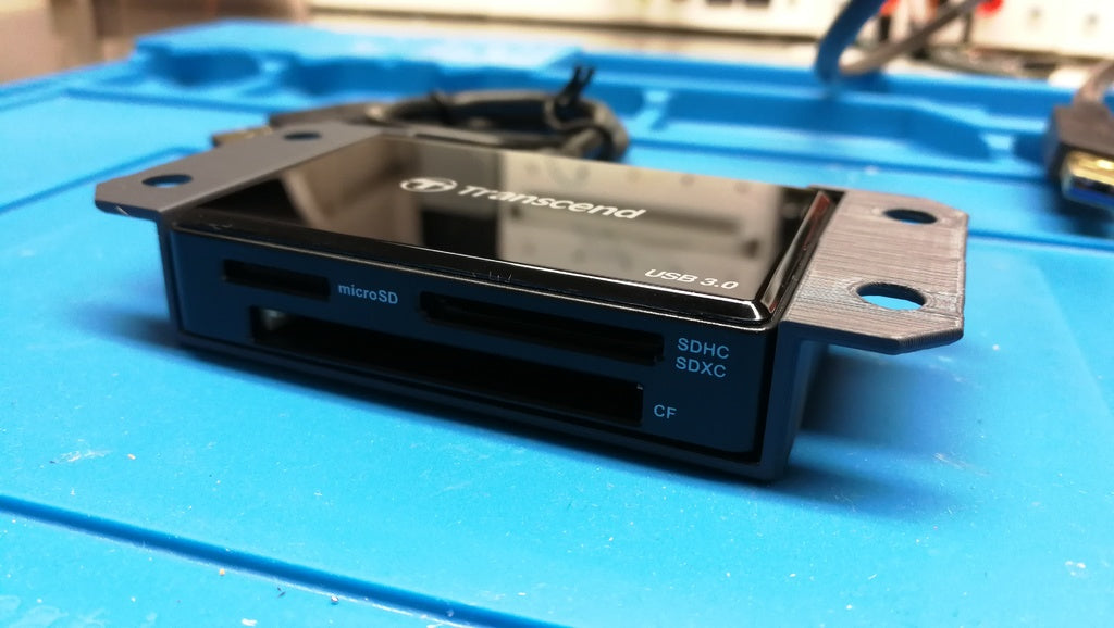 Transcend TS-RDF8K Kaartlezer Bevestiging
