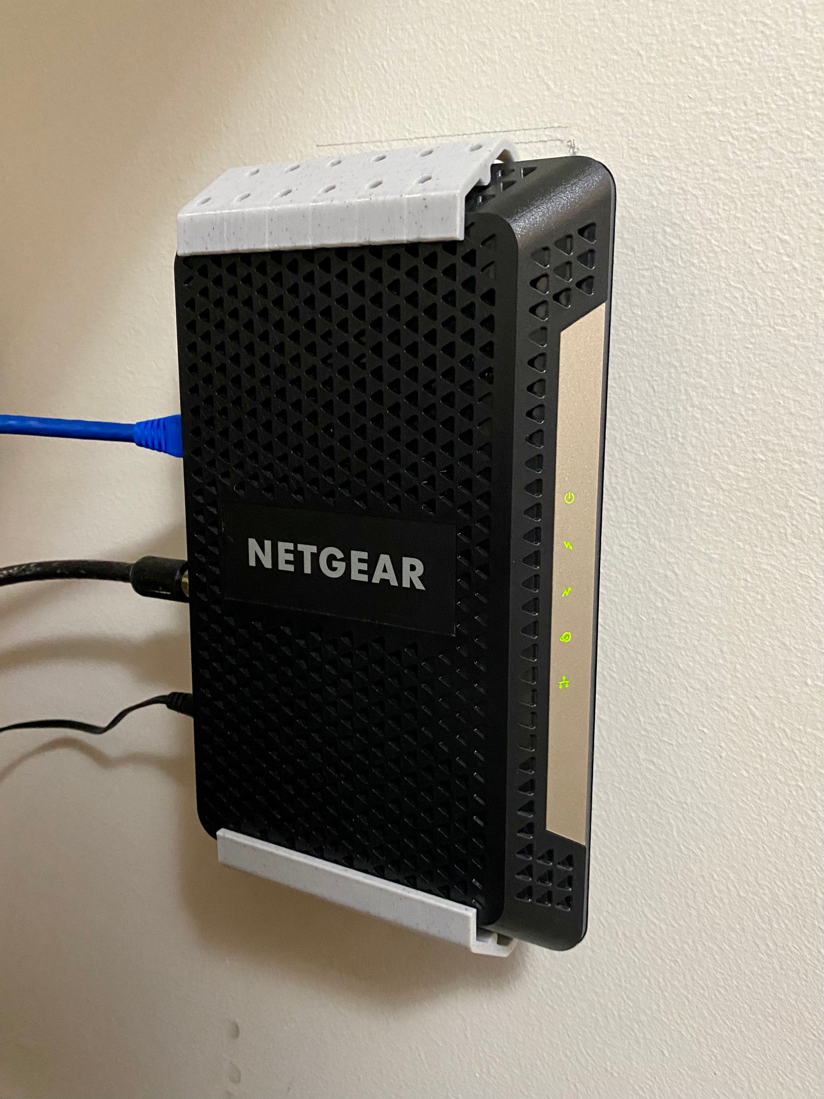 Netgear CM600 / CM1000 Wandmontage – Optimaliseer uw netwerksetup