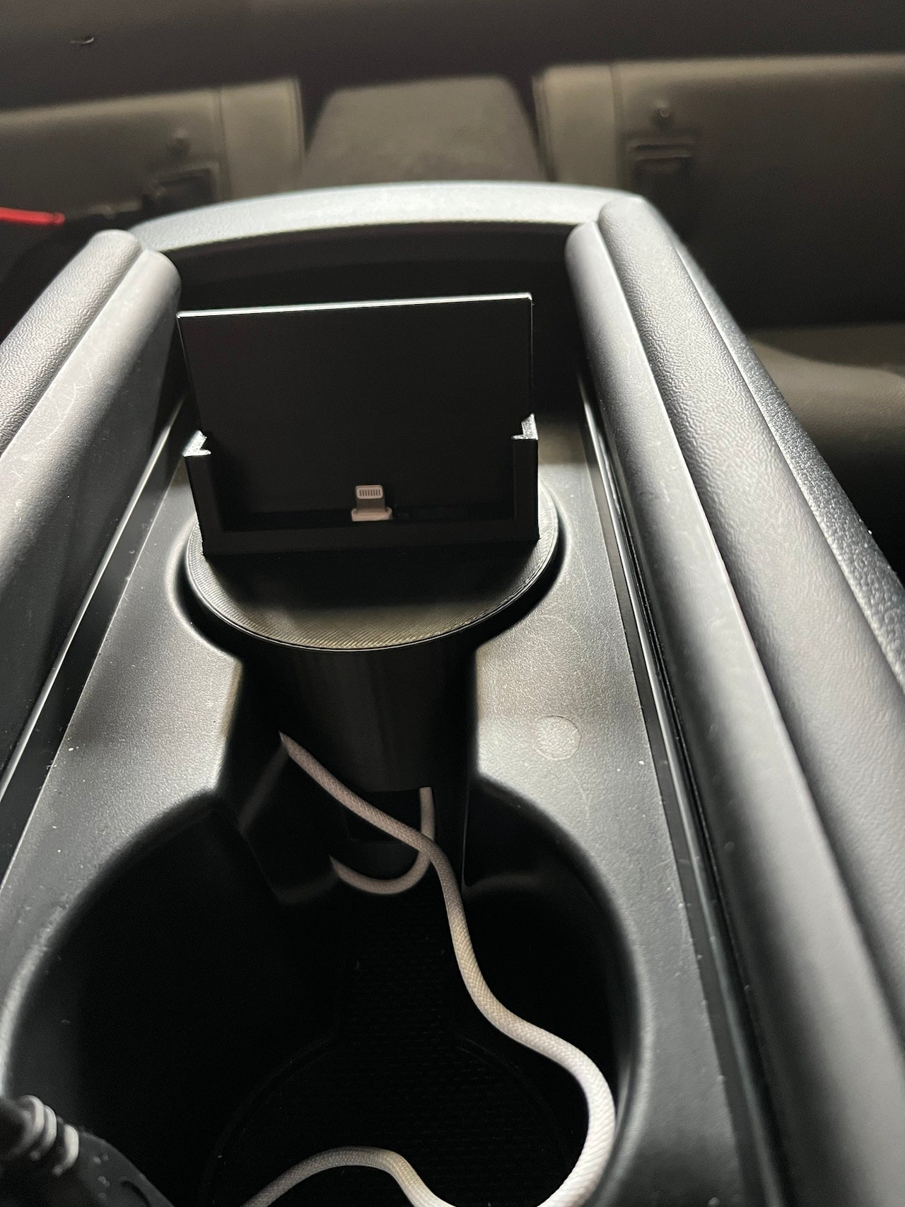 Oplaaddock voor iPhone Mini in Bekerhouder - Toyota GR86/Subaru BRZ (2022+)