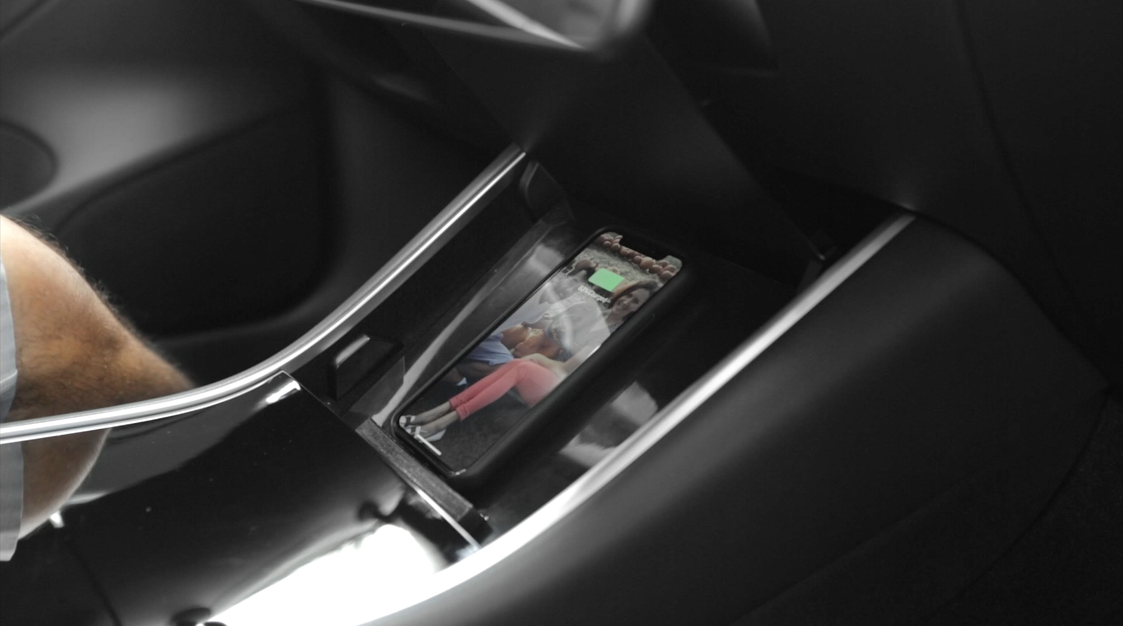 Draadloze Qi-oplader voor Tesla Model 3