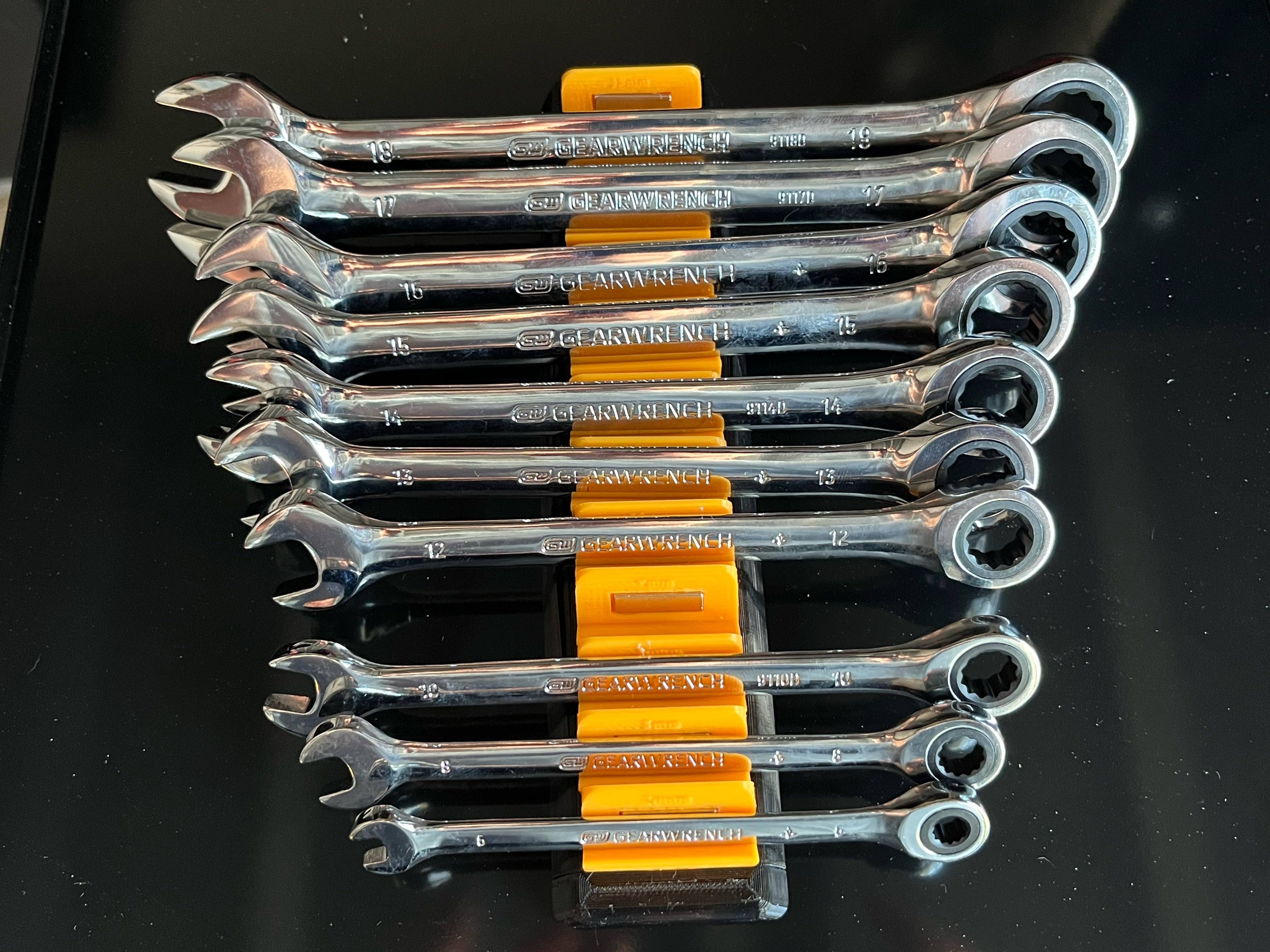 Magnetische moersleutelhouder