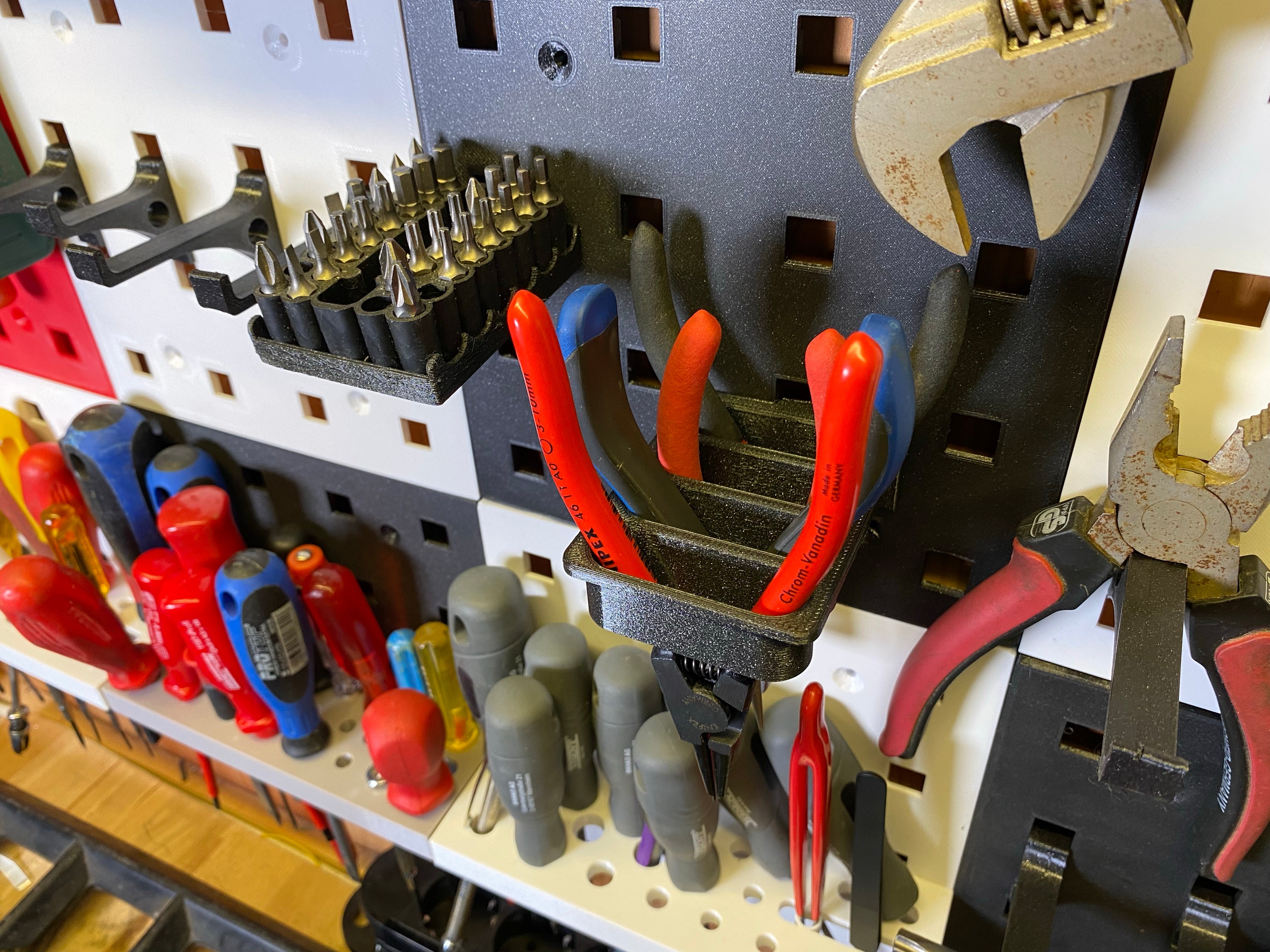 Bruno's Tangenhouder - Wandmontage Gereedschapsorganisatie
