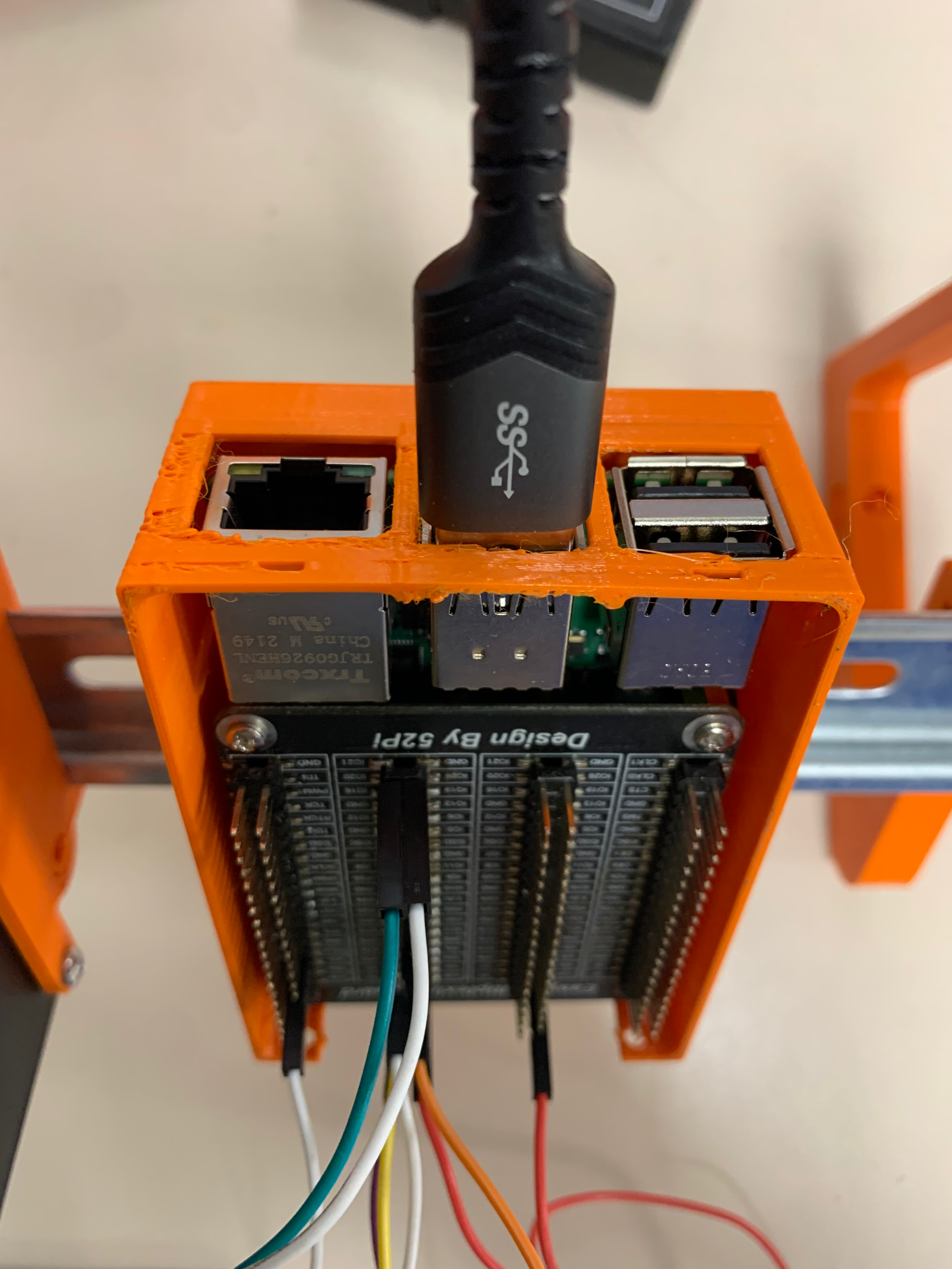 Raspberry Pi 4B DIN Rail Houder