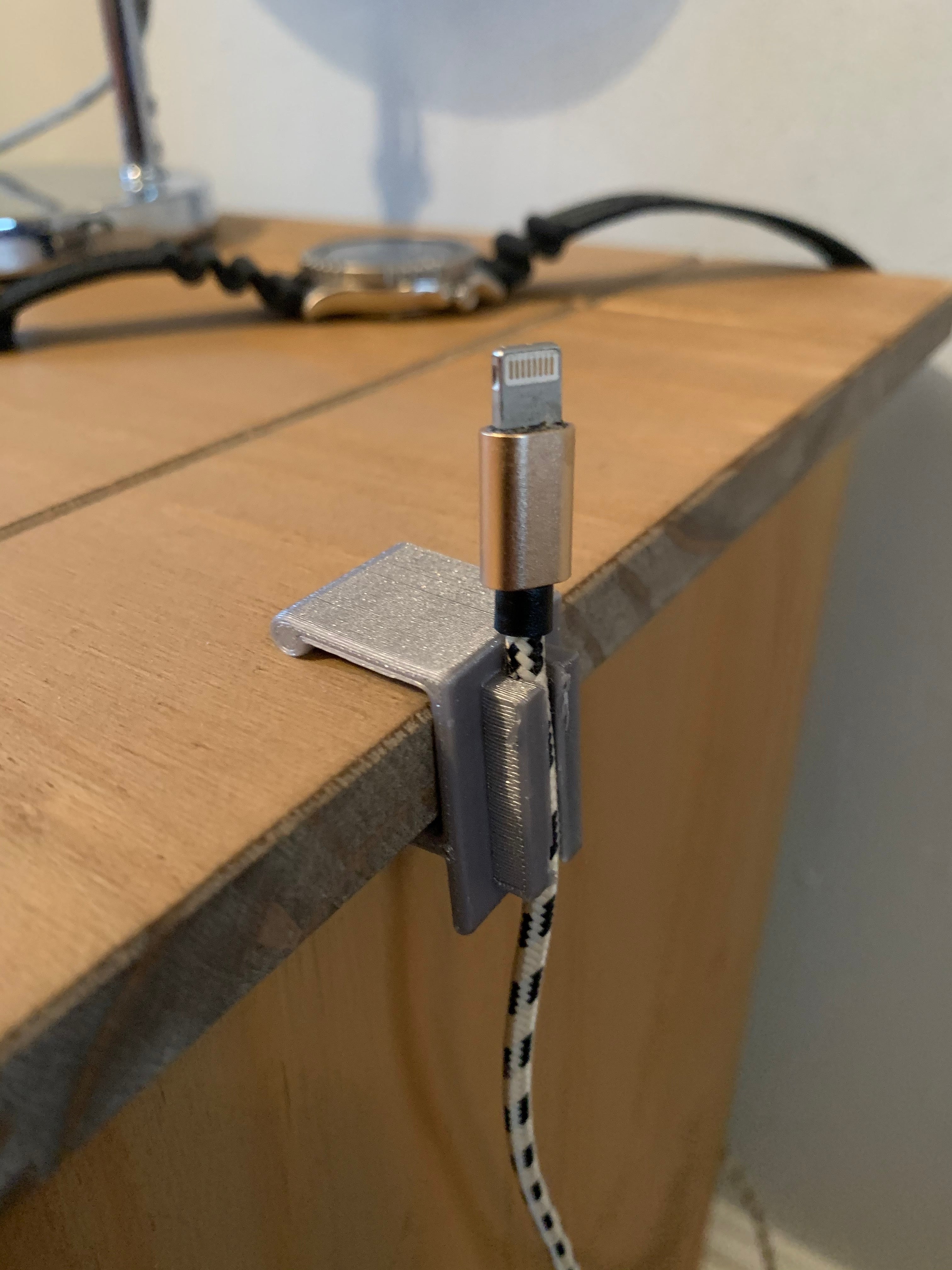 Kabelhouder en Tafelknipper