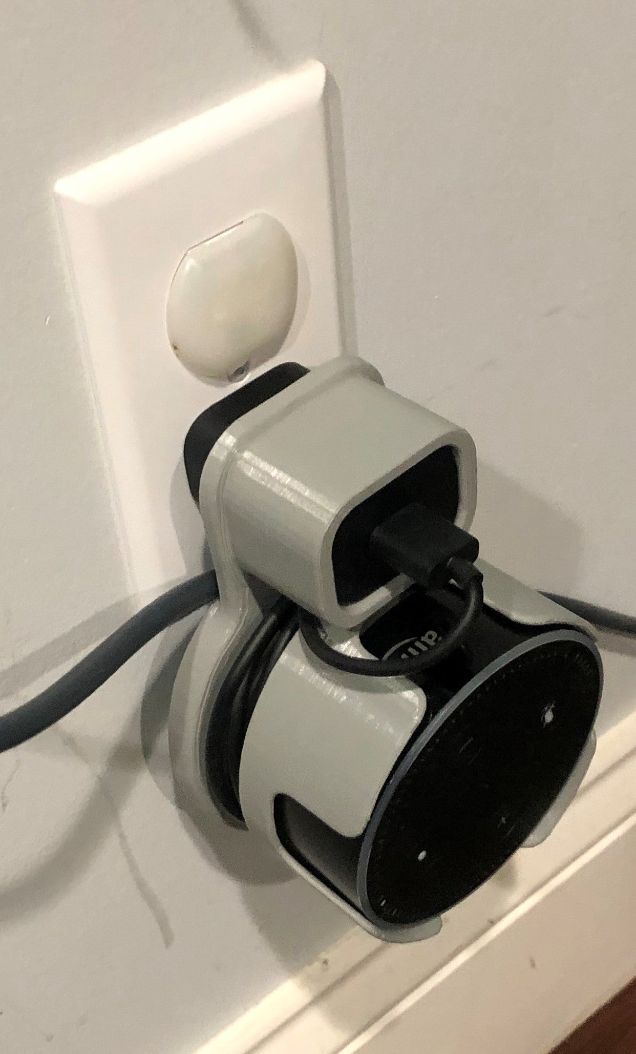 Slimme wandmontage voor Echo Dot 2 (Amerikaans stopcontact)