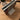 Dubbele bureaustandaard voor MacBook Pro (14") met bak