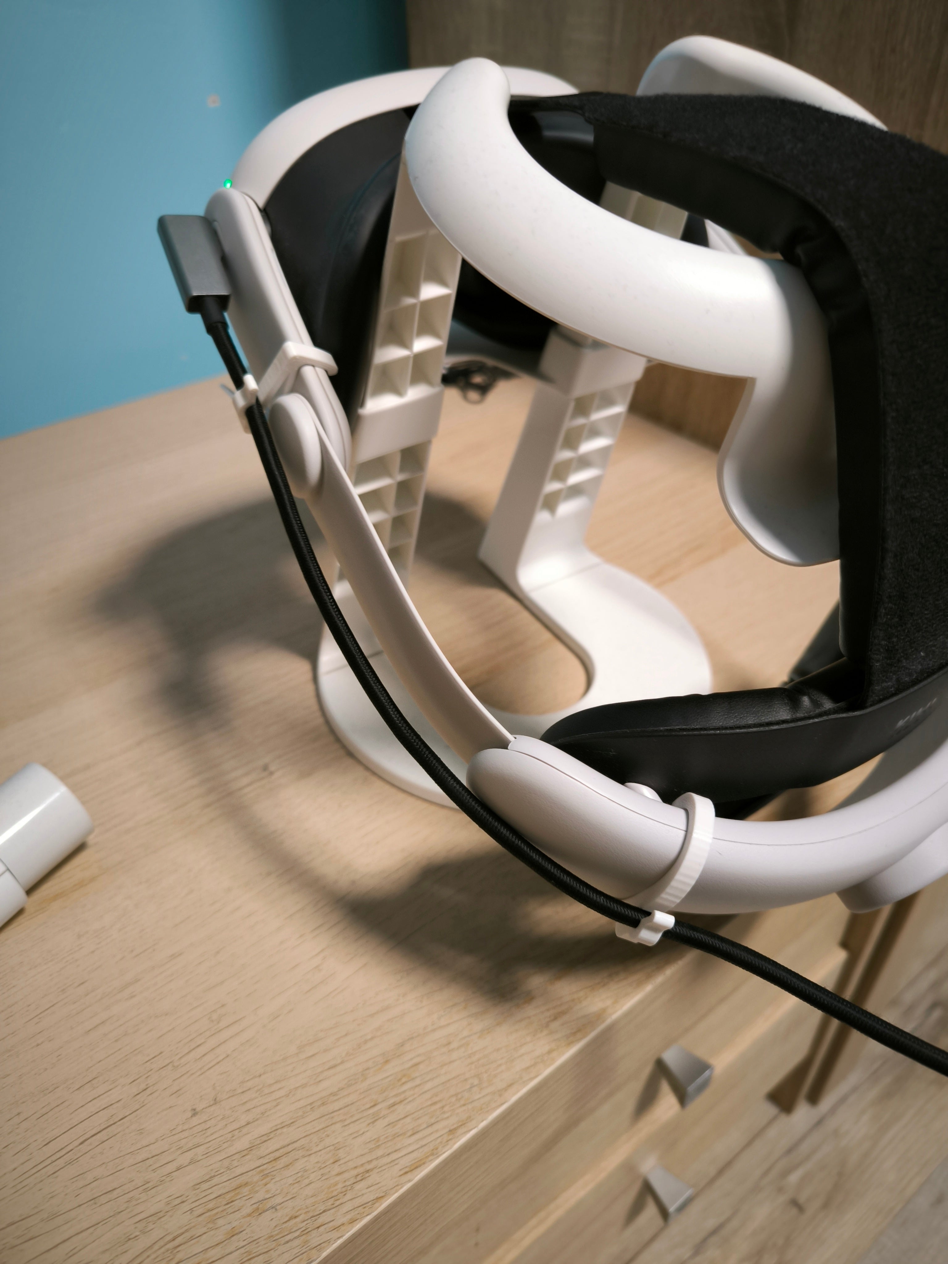 Meta Quest 3 USB-C kabelhouder voor KIWI Comfort Head Strap