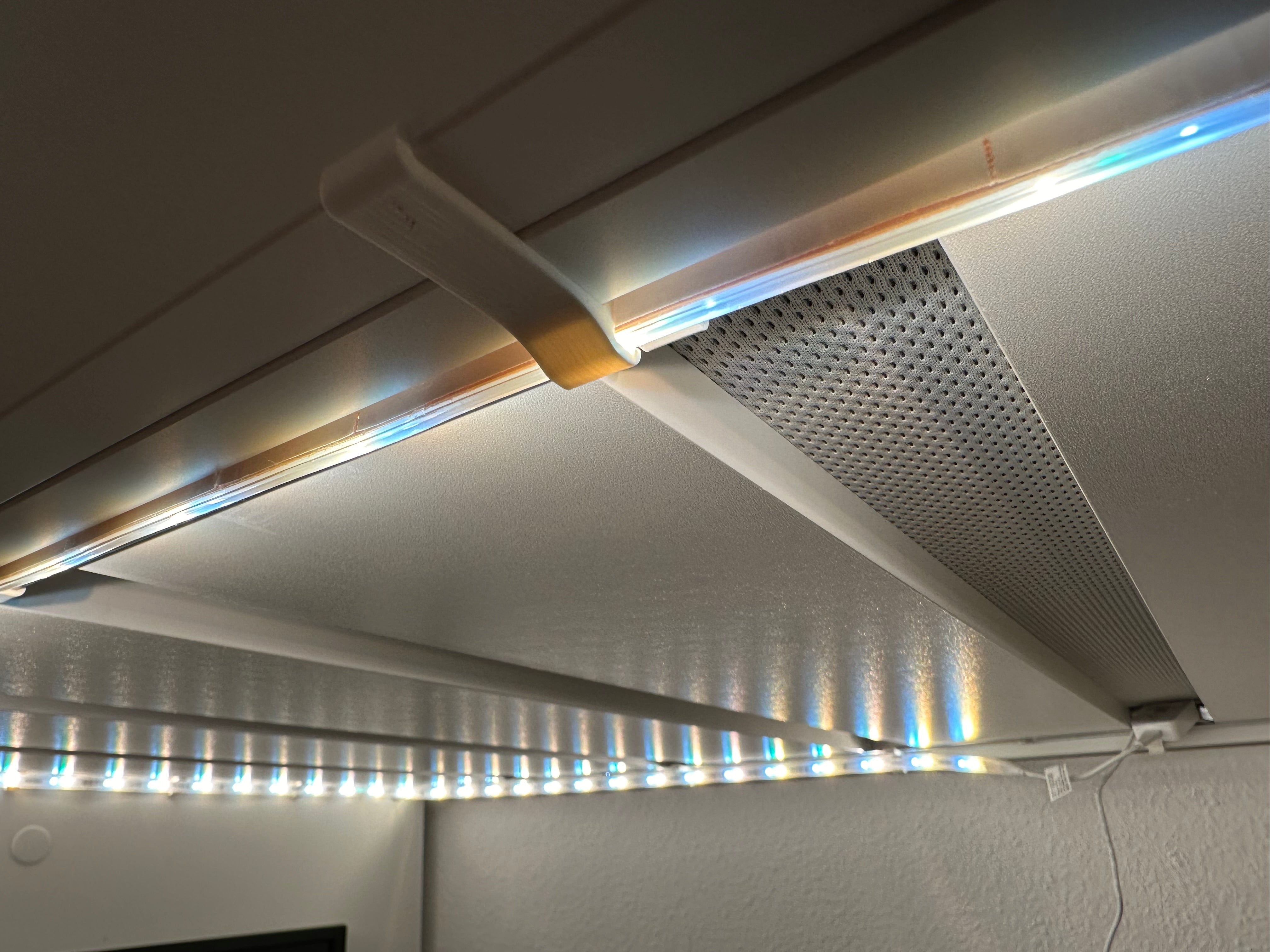 Hue Lightstrip Clips voor IKEA SMÅSTAD Bed - Zachte montage