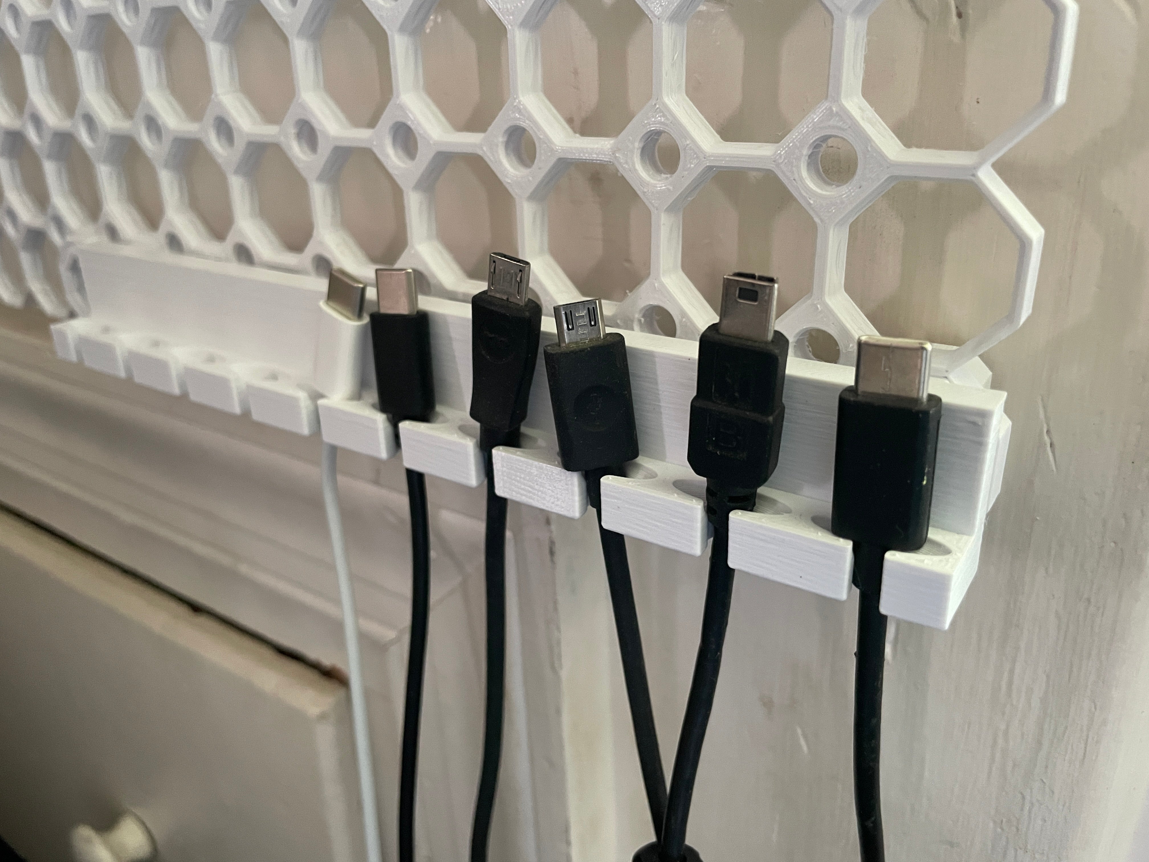 USB-kabelhouder voor Multiboard met MultiConnect