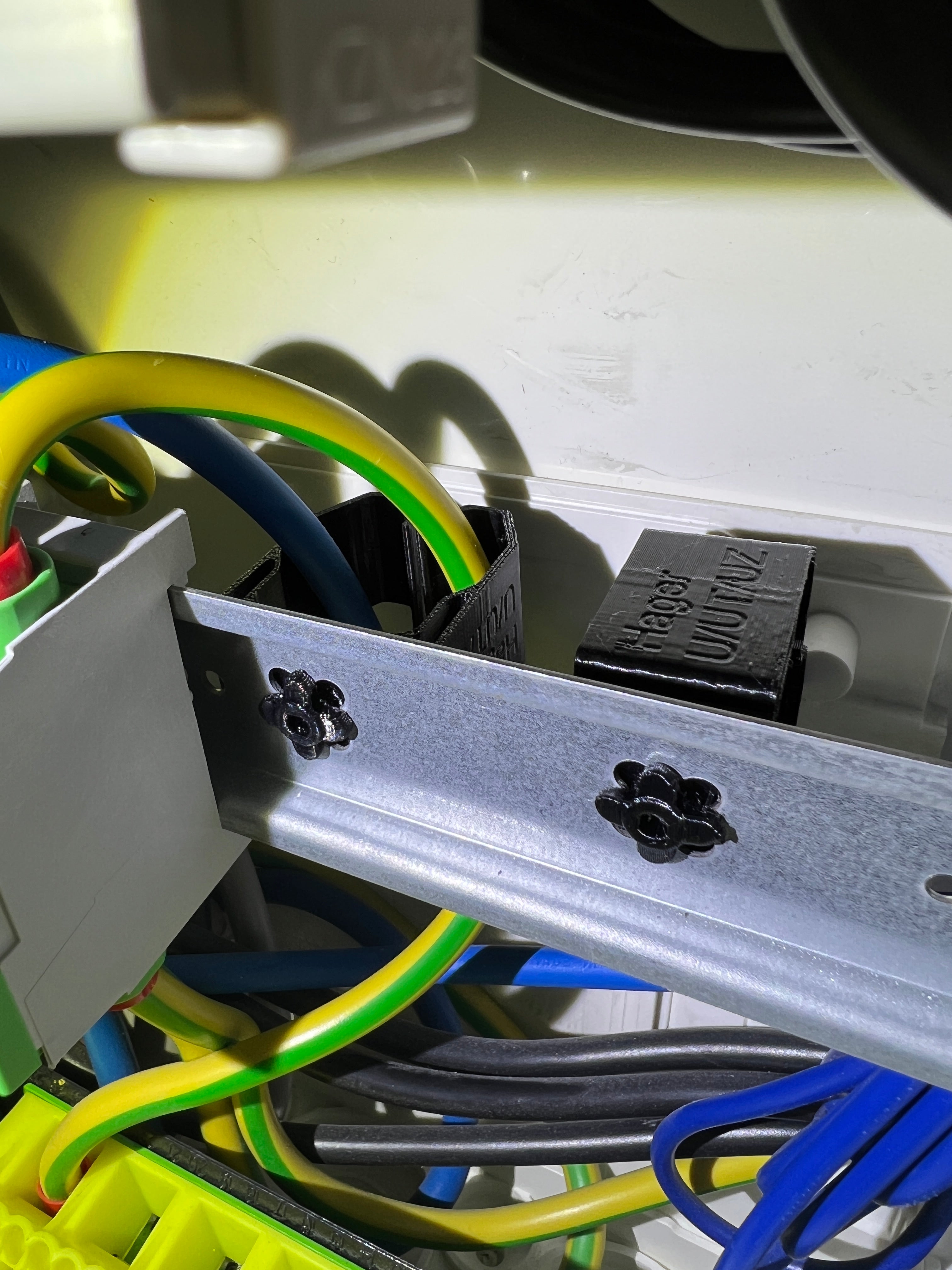 Kabelclip Hager Din Rail