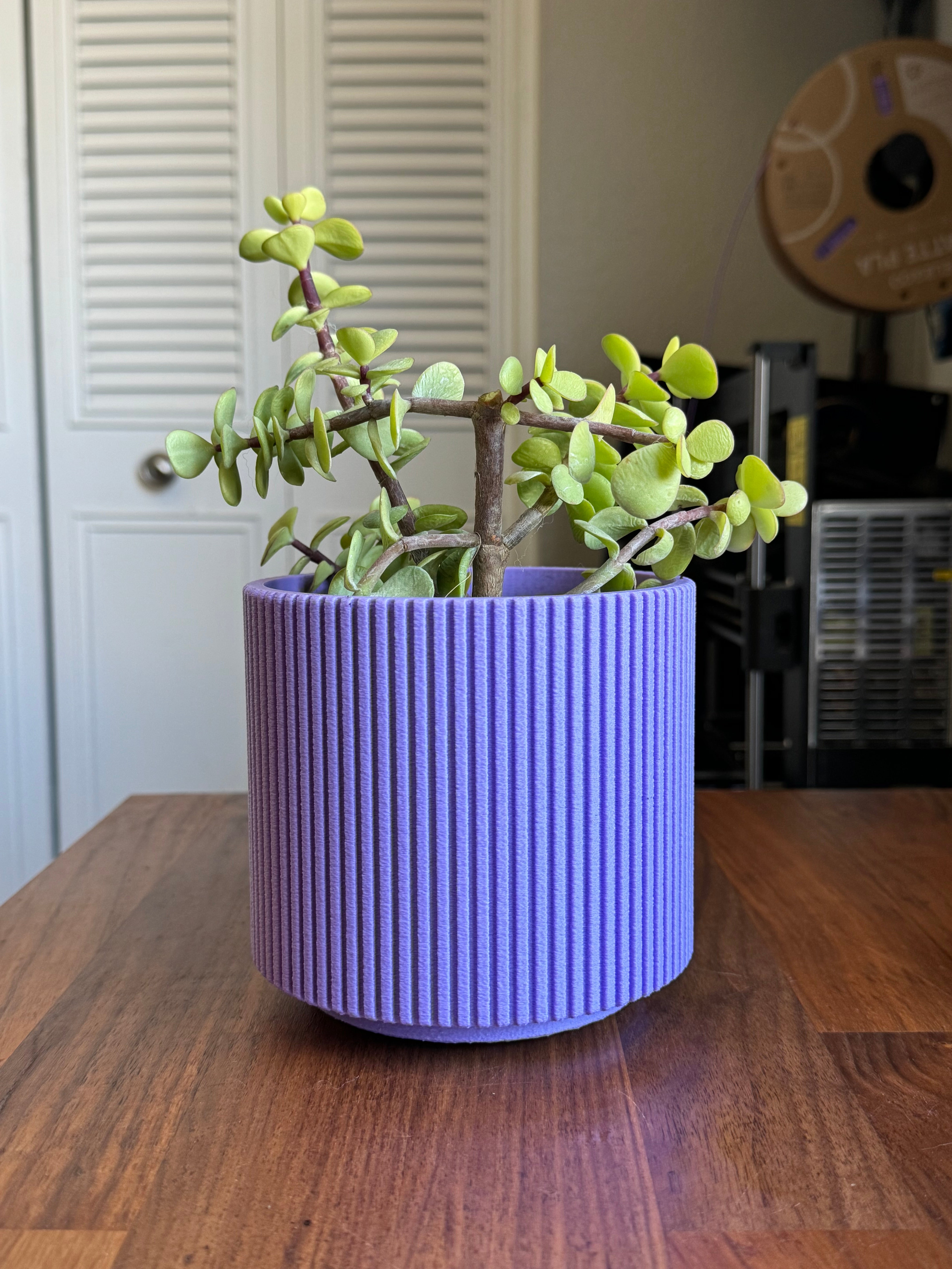 Mid-Century Modern Plantenpot met Onderdel - Lineaire Groeven