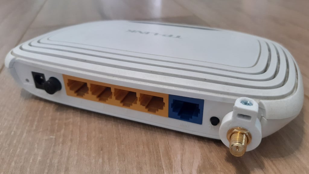 Verwijderbare antennehouder voor TP-Link routers