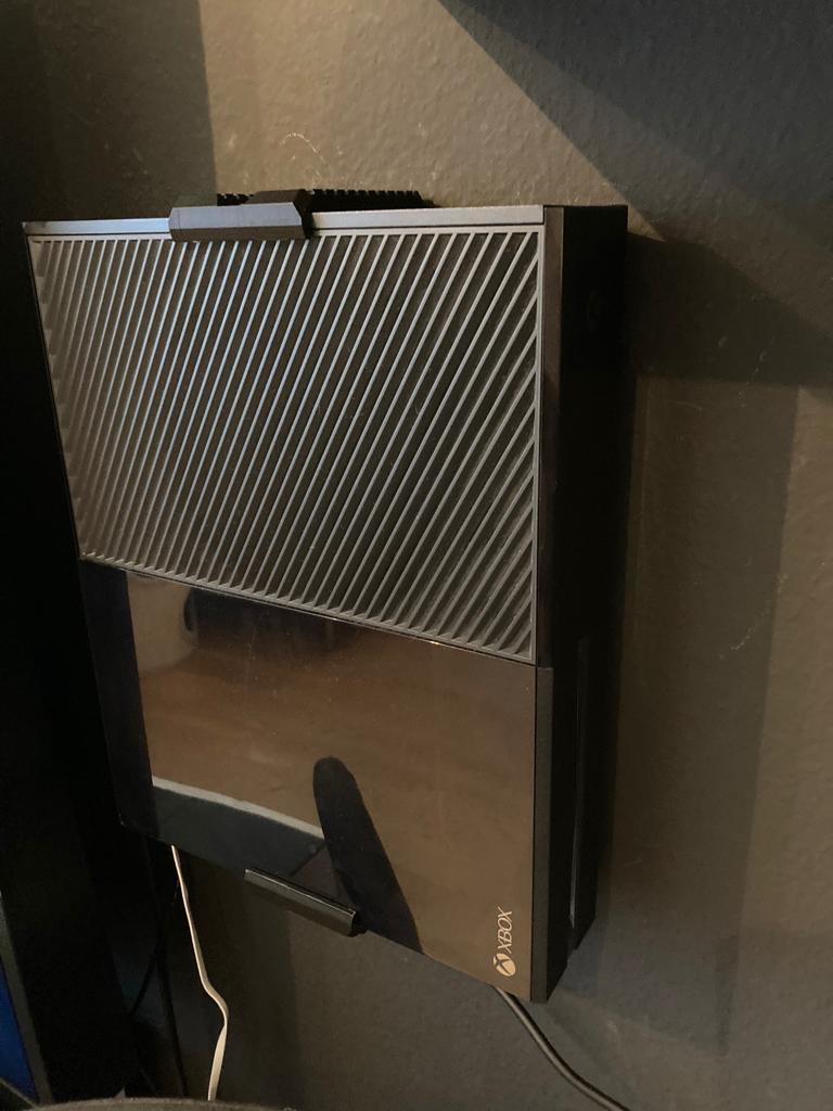 Xbox One Wandmontage - 2 Schroeven (Fix)
