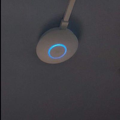 Wand- en plafondbevestigingsbeugel voor Ubiquiti Unifi ac lite met 15/17mm PVC kabelgootinzetstuk