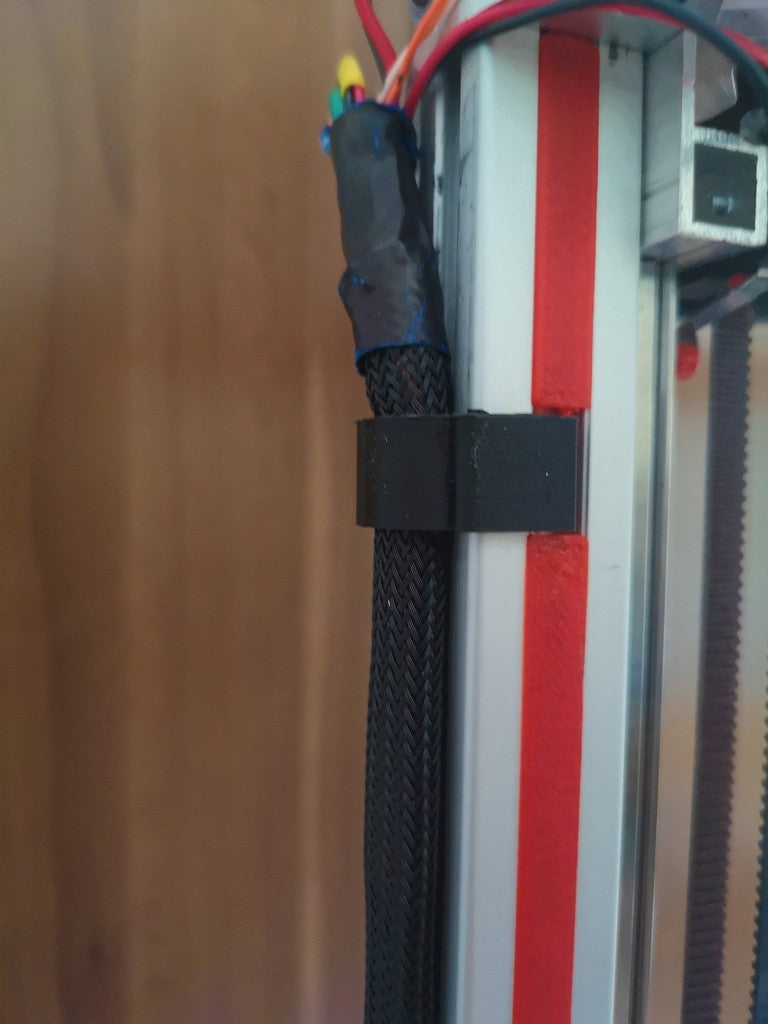 Grotere kabelklem voor 2020 extrusieprofielen