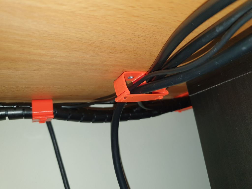 Kabelbeheerklem voor bureau