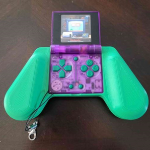 FunKey S Grip", "Geoptimaliseerde game-ervaring met toegang tot opladen