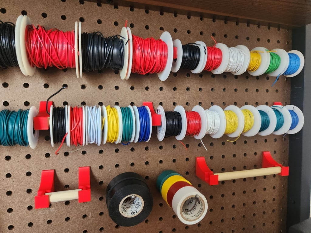 Modulaire Draadspoelhouders voor Pegboard